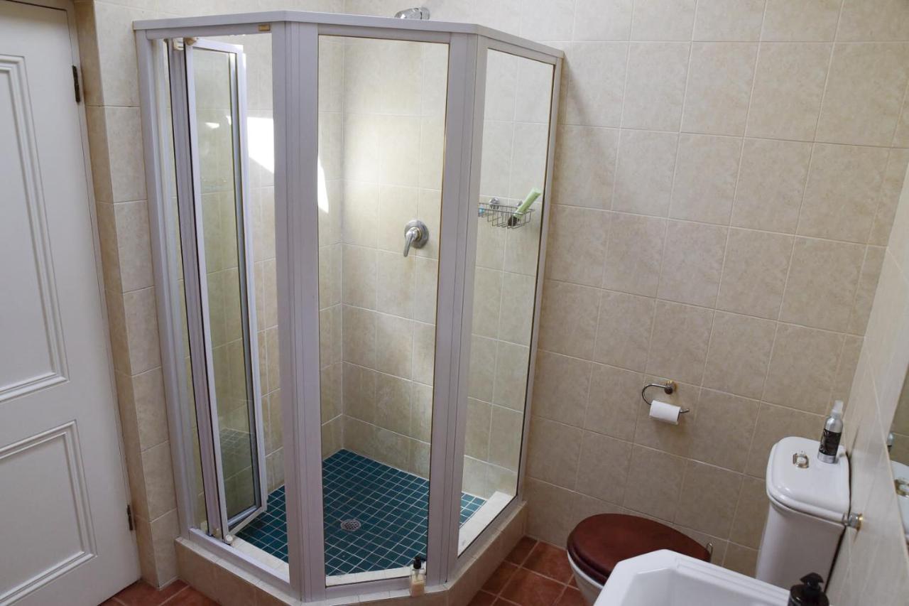 On Pinewood Guest House Kapsztad Zewnętrze zdjęcie